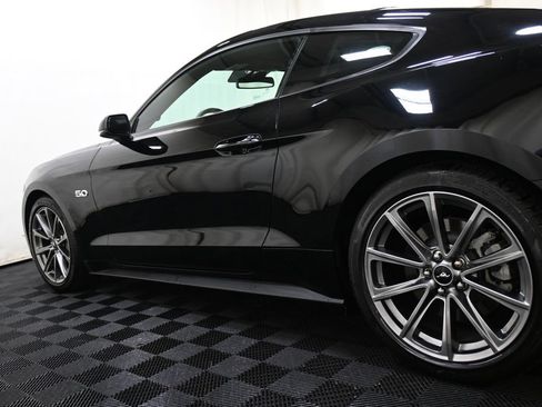 Used 2016 Ford Mustang GT Premium w/ Equipment Group 401A RWD image 12