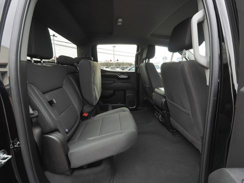 Used 2025 GMC Sierra 1500 Elevation image 42