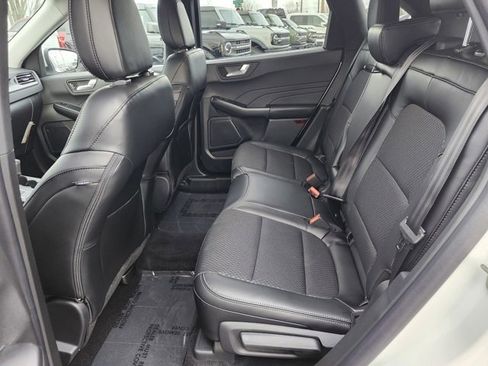 New 2025 Ford Escape Base image 18