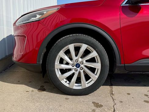 Used 2021 Ford Escape Titanium w/ Titanium Elite Package image 34