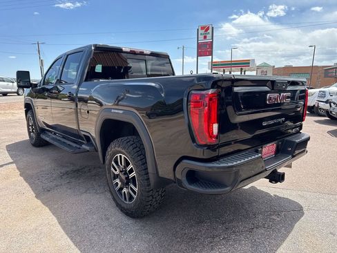 Used 2020 GMC Sierra 2500 AT4 w/ AT4 Premium Package AWD/4WD image 4