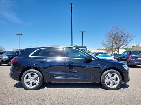 Used 2019 Audi e-tron Premium Plus AWD/4WD image 2