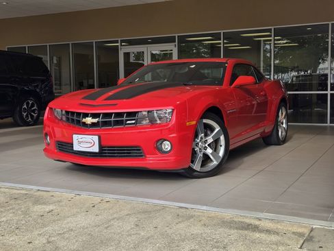 Used 2010 Chevrolet Camaro SS w/ RS Package RWD image 1