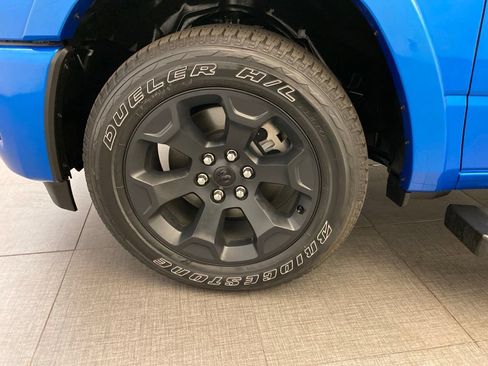Certified 2025 RAM 1500 Big Horn AWD/4WD image 12