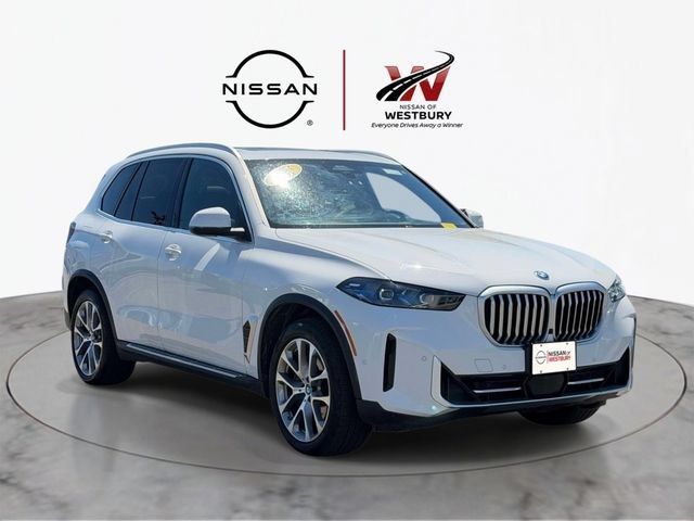 Used 2025 BMW X5 xDrive50e AWD/4WD image 1