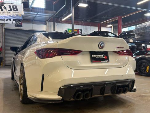 Used 2023 BMW M4 CSL RWD image 10