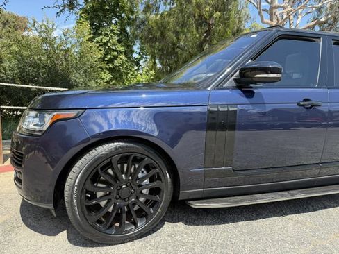 Used 2017 Land Rover Range Rover Supercharged AWD/4WD image 18