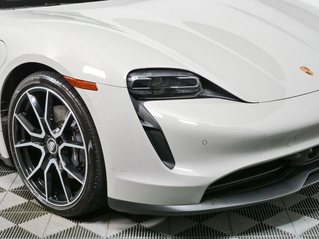Certified 2023 Porsche Taycan RWD image 37