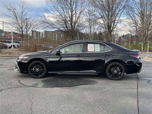 Used 2021 Toyota Camry XSE image 2