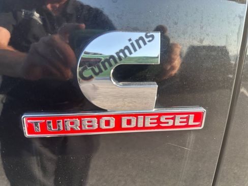 Certified 2019 RAM 2500 Laramie AWD/4WD image 38