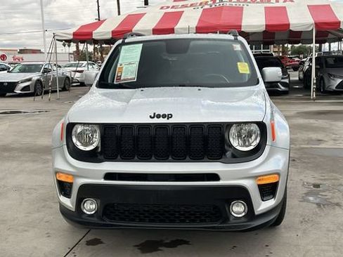 Used 2020 Jeep Renegade Altitude FWD image 2