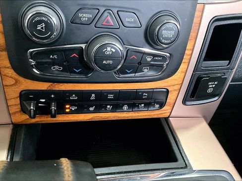 Used 2013 RAM 1500 Laramie Longhorn w/ Convenience Group AWD/4WD image 16