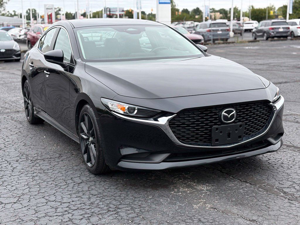 Used 2024 MAZDA MAZDA3 s FWD image 2