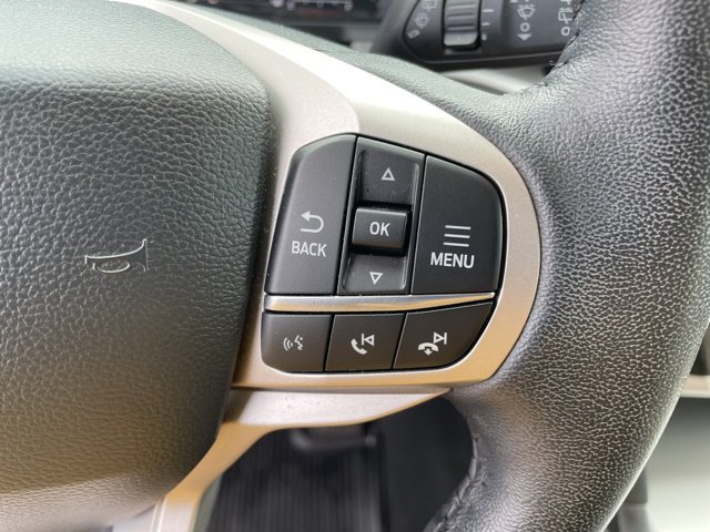 Used 2023 Ford Explorer XLT AWD/4WD image 28