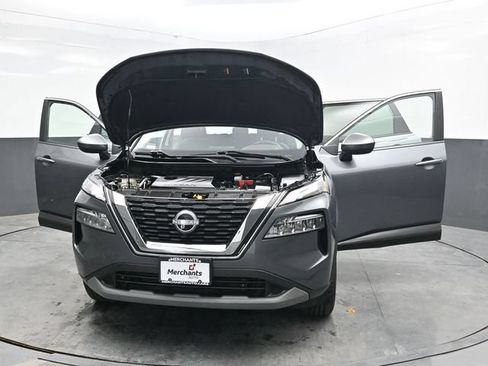 Used 2023 Nissan Rogue SV AWD/4WD image 36