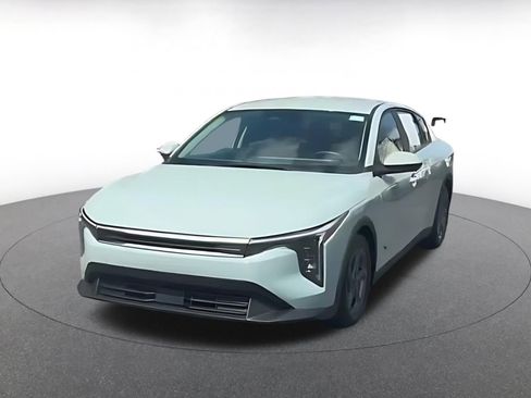 Used 2025 Kia K4 LXS image 4