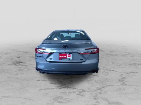 New 2026 Toyota Camry SE image 8