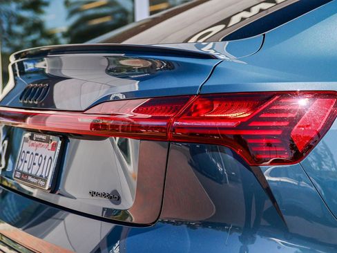 Used 2023 Audi e-tron Premium w/ Convenience Plus Package image 8