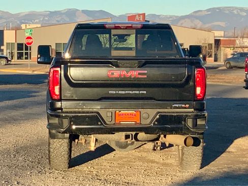 Used 2022 GMC Sierra 3500 AT4 w/ AT4 Premium Plus Package image 4
