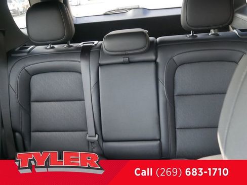 New 2026 Chevrolet Equinox LT w/ Convenience Package II AWD/4WD image 37