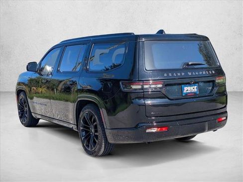 Used 2022 Jeep Grand Wagoneer Series II AWD/4WD image 8
