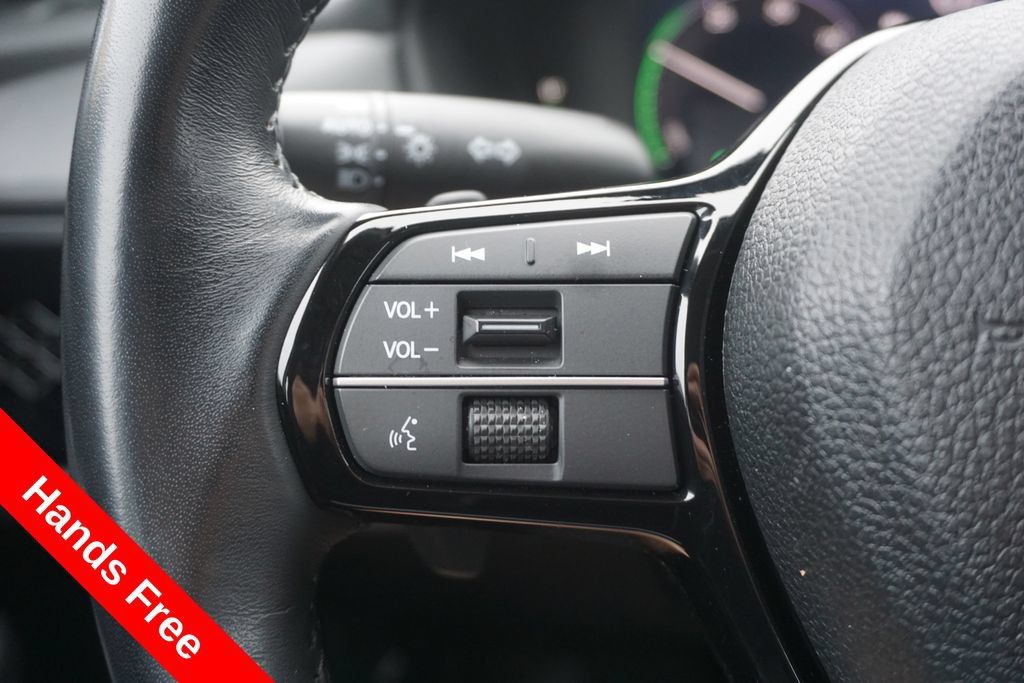 Used 2024 Honda Accord Touring image 4