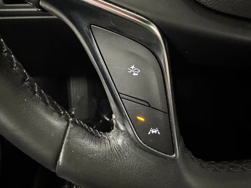 Used 2023 Cadillac XT5 Luxury image 25