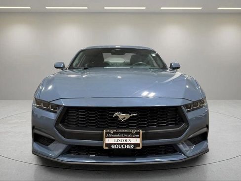 Used 2025 Ford Mustang Premium image 18