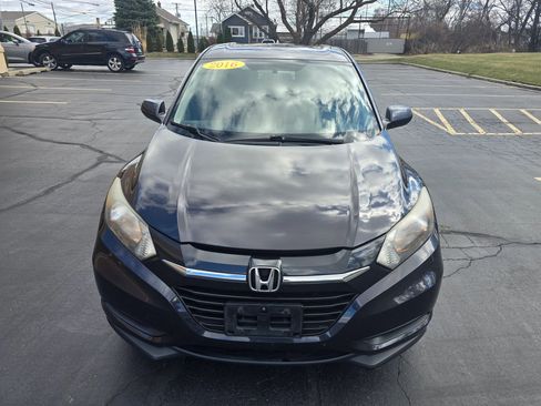 Used 2016 Honda HR-V LX image 7
