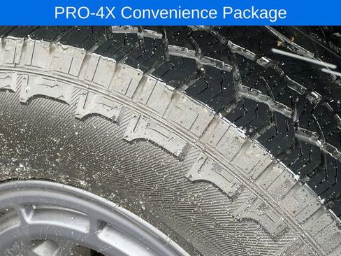 Used 2026 Nissan Frontier PRO-4X w/ Pro-4x Convenience Package image 11