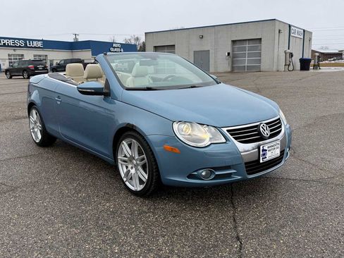 Used 2010 Volkswagen Eos Lux image 8