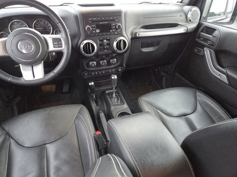 Used 2017 Jeep Wrangler Unlimited Sahara w/ Quick Order Package 24E Chief image 24