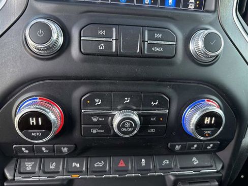 Used 2022 GMC Sierra 2500 AT4 w/ AT4 Premium Plus Package image 25