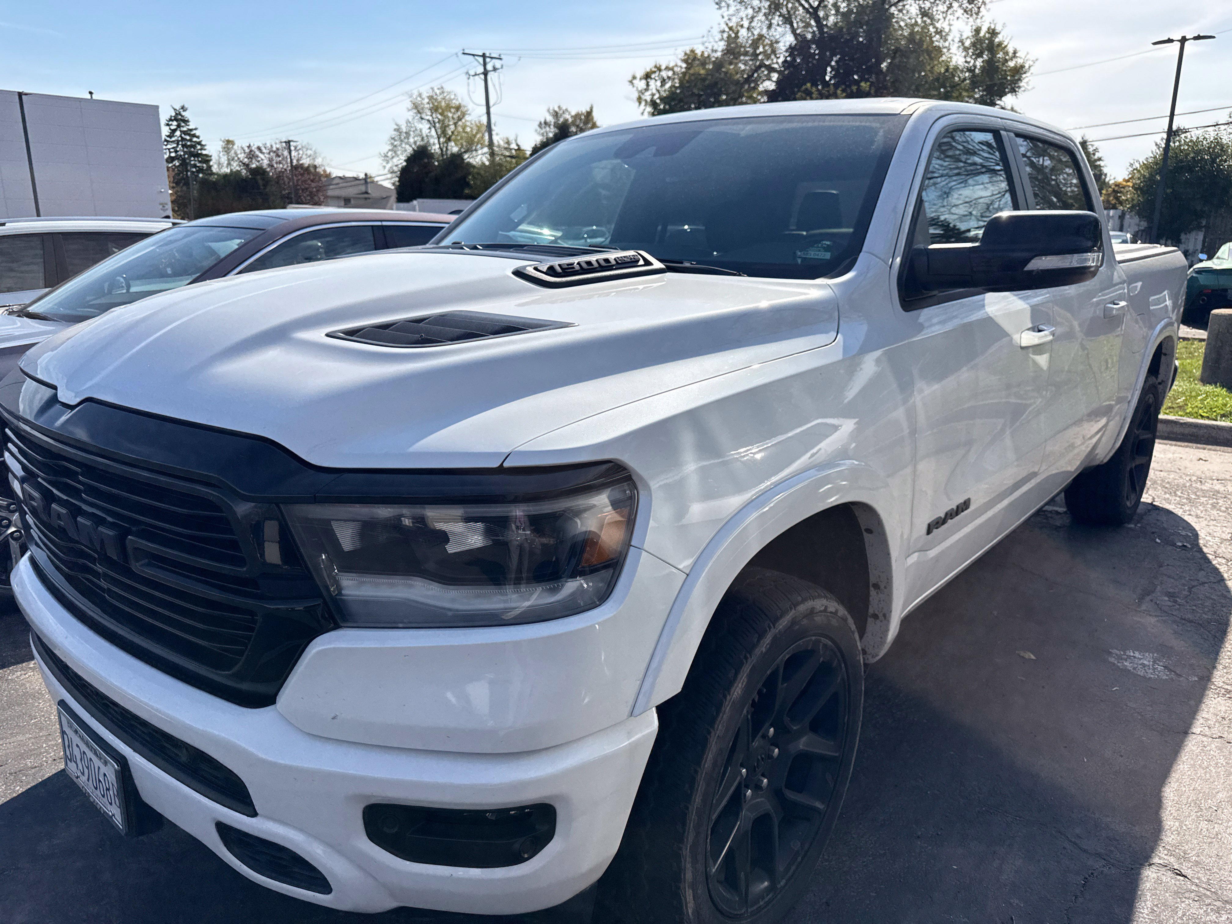 Used 2022 RAM 1500 Laramie AWD/4WD image 3