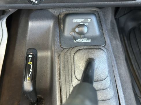 Used 2001 Jeep Wrangler Sport image 29