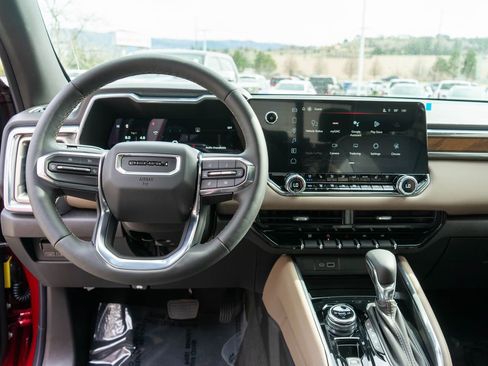 New 2026 GMC Canyon Denali image 14