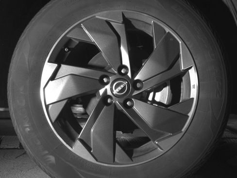 Used 2025 Nissan Rogue SV AWD/4WD image 13