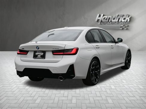 Used 2026 BMW 330i xDrive Sedan w/ M Sport Package AWD/4WD image 10