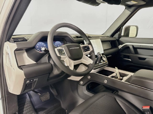 New 2026 Land Rover Defender 110 S AWD/4WD image 9