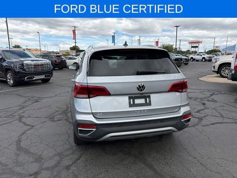 Used 2022 Volkswagen Taos SE FWD image 9