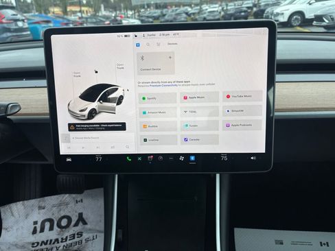 Used 2018 Tesla Model 3 Long Range image 18