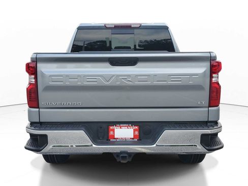 Used 2024 Chevrolet Silverado 1500 LT w/ Leather Package RWD image 4