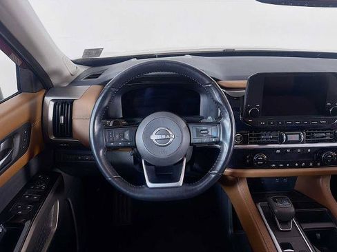 Certified 2022 Nissan Pathfinder Platinum w/ Cargo Package AWD/4WD image 21