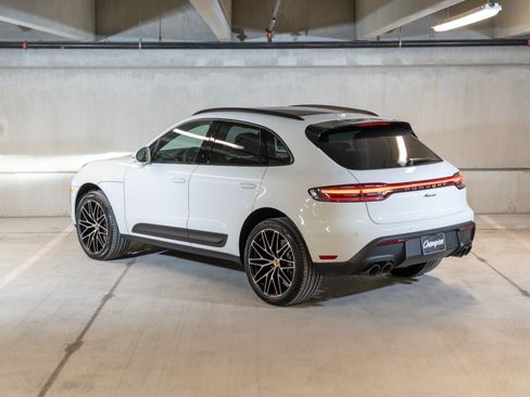 Certified 2026 Porsche Macan AWD/4WD image 3