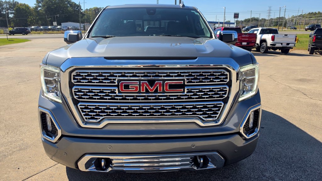 Used 2021 GMC Sierra 1500 Denali w/ Driver Alert Package II AWD/4WD image 2