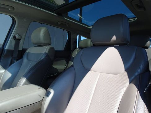 Used 2020 Hyundai Santa Fe Limited AWD/4WD image 10