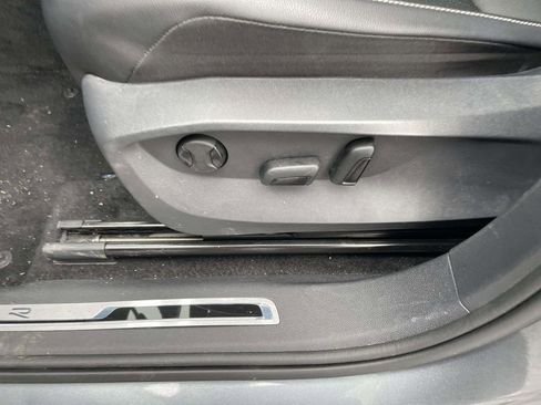 Used 2024 Volkswagen Tiguan SE R-Line w/ MDO Package, Three-Row image 29