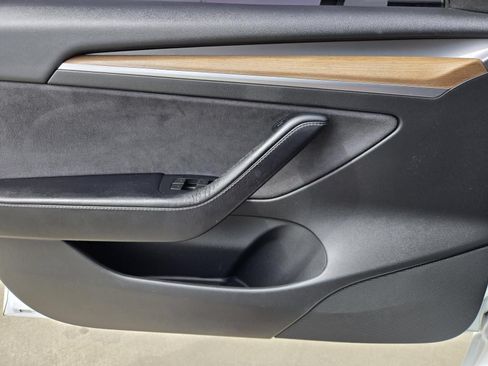Used 2022 Tesla Model 3 RWD image 18