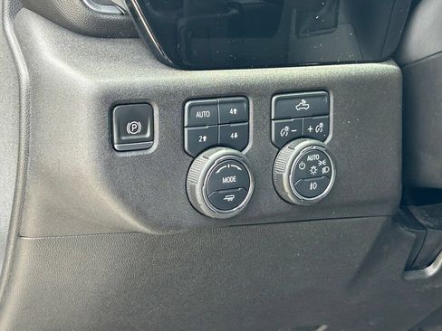 Used 2022 Chevrolet Silverado 1500 RST w/ Z71 Off-Road Package AWD/4WD image 34