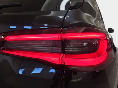 Used 2020 BMW X5 sDrive40i w/ M Sport Package image 33